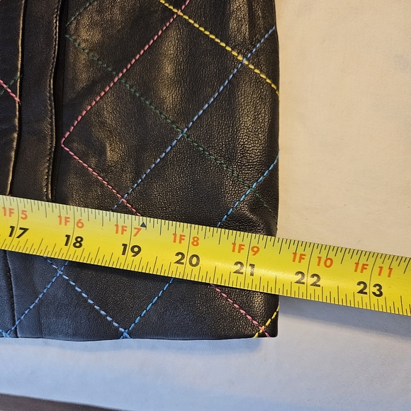 Carlisle Women's Leather Jacket Size 8 Snap Buttons Pockets - Picture 9 of 15